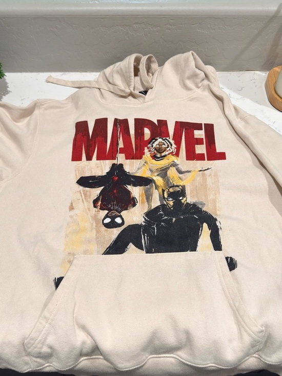 Marvel Other - Marvel Cream Pullover Hoodie with Red Logo and Character Print
